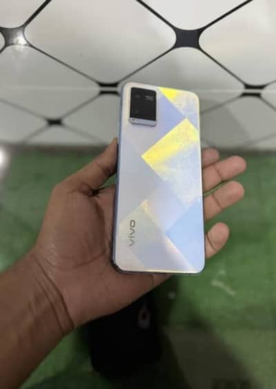 Vivo Y21