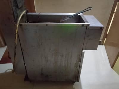 fryer for sale in Lahore.