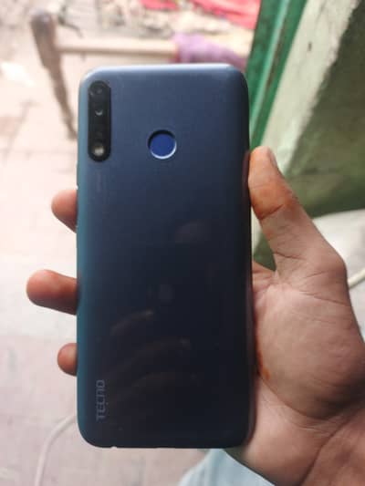 Tecno Spark 4