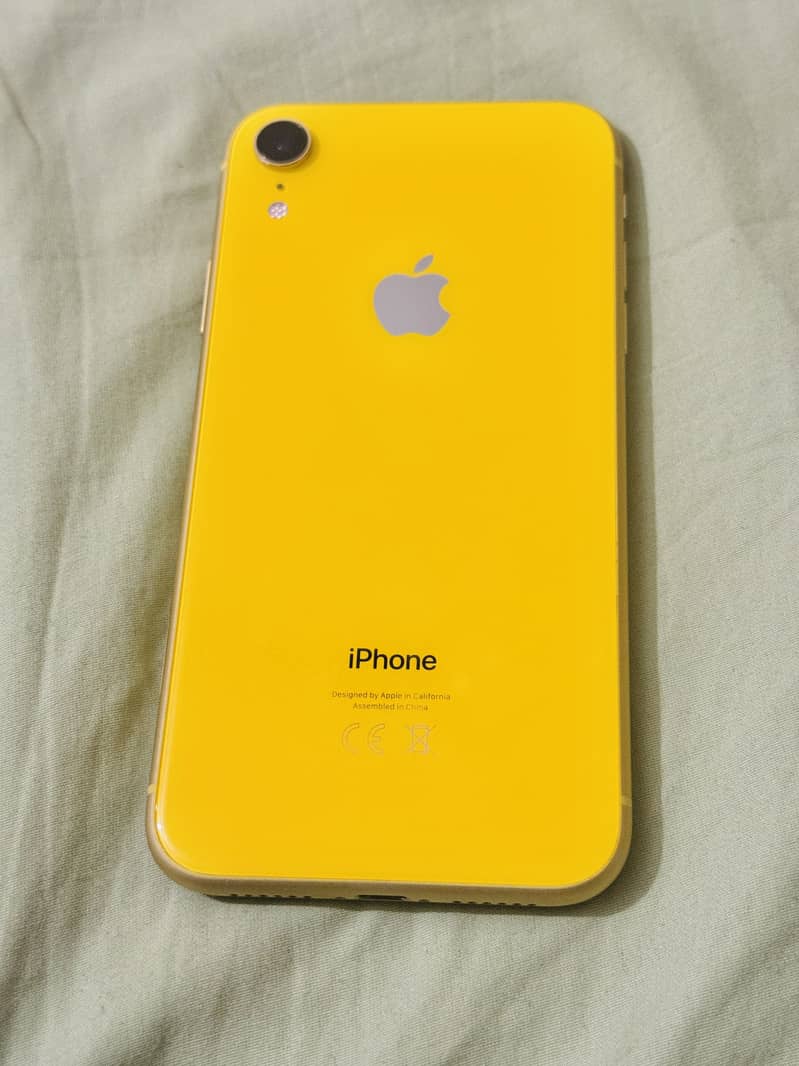 Apple iPhone XR 4