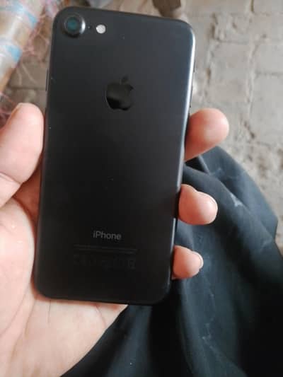 Apple iPhone 7