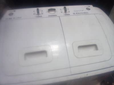 Electrolux washing+dryer sale