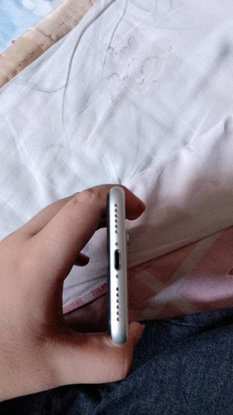 Apple iPhone SE 5