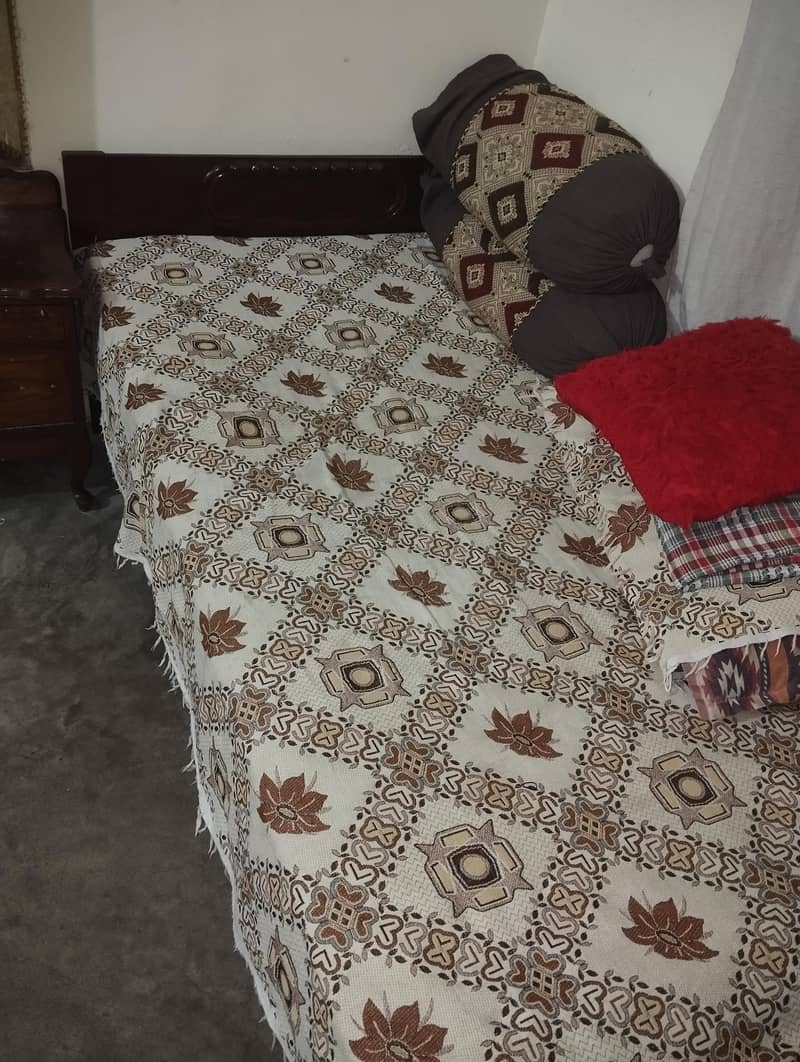 2 Single Beds 1
