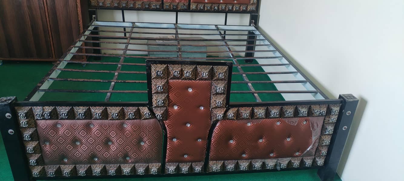 iron bed 5