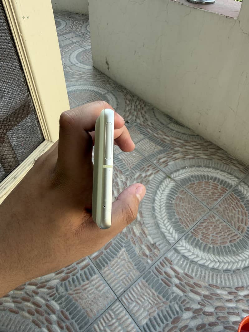 Google Pixel 7 3