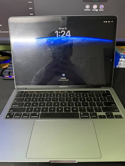 Macbook Pro M2 2022