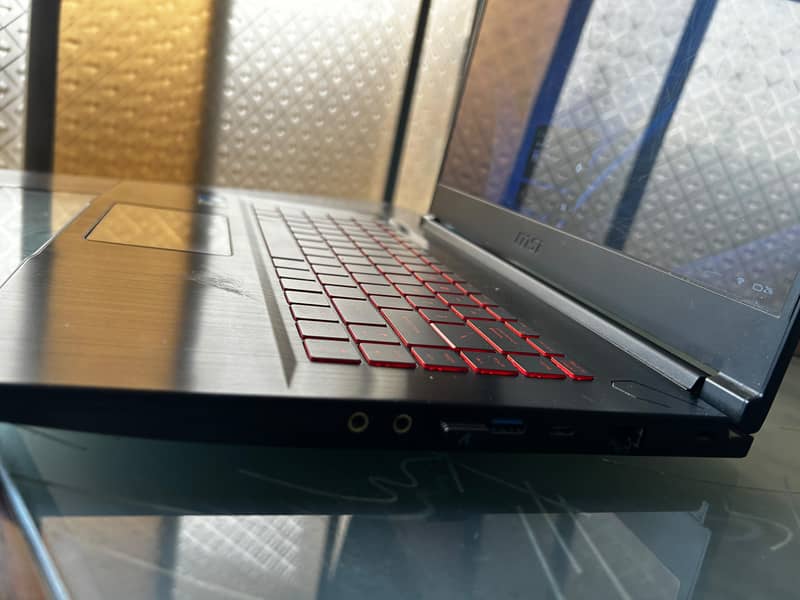 MSI Gaming, Coding, Ai Working Laptops 14