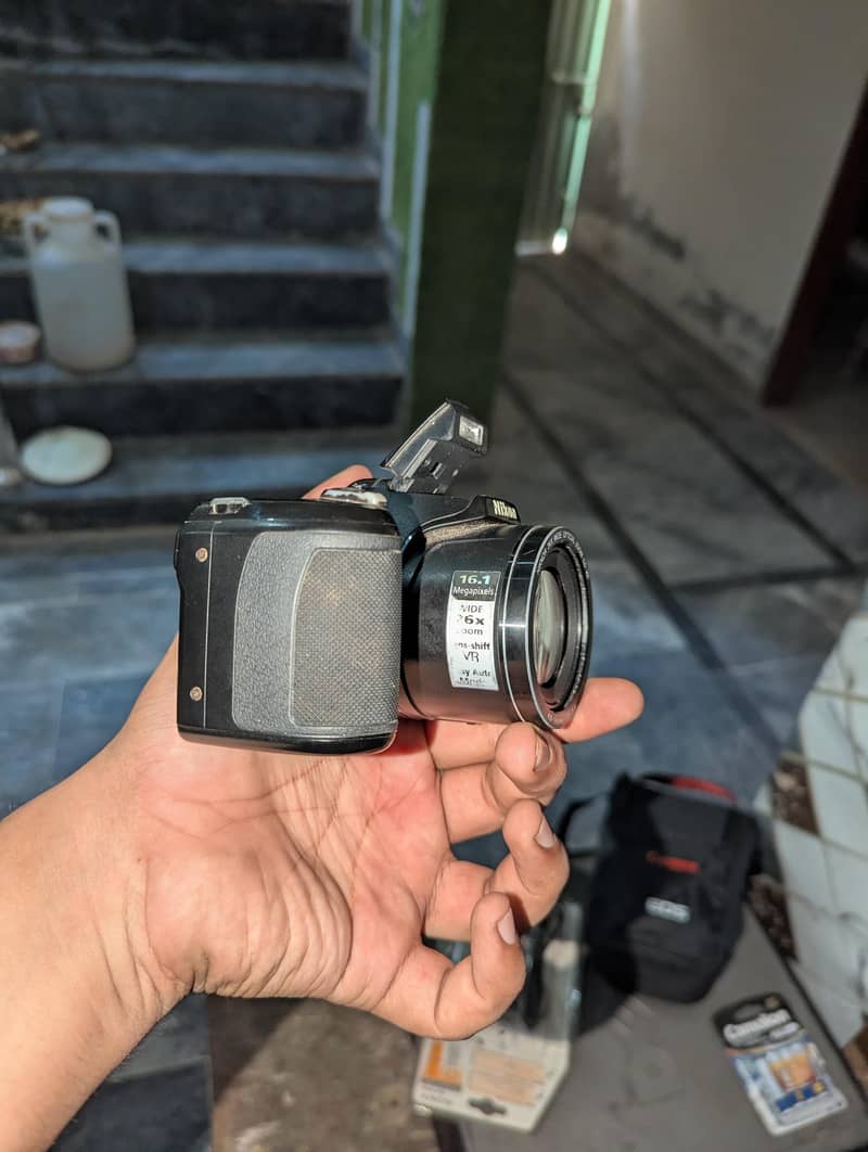 Nikon titanium titani 4