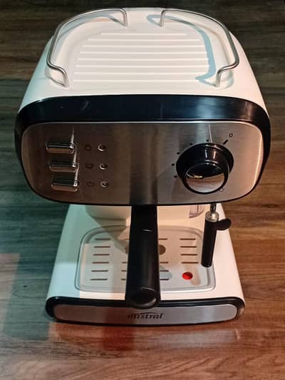 Mistral Expresso coffee machine (Australia)