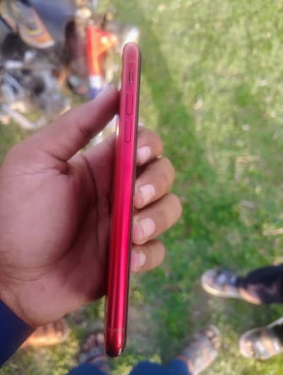 Apple iPhone XR