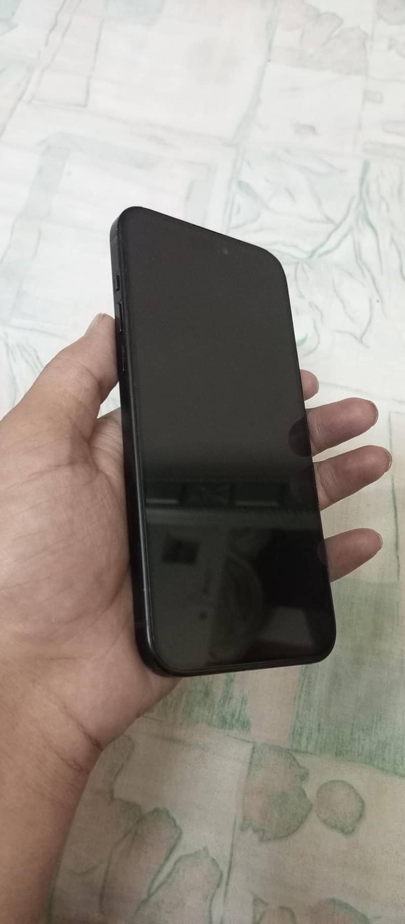 Apple iPhone 15 plus 1