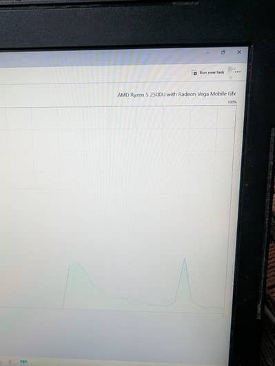 Lenovo V330 AMD Ryzen 5 8BG DDR4 Gaming Laptop