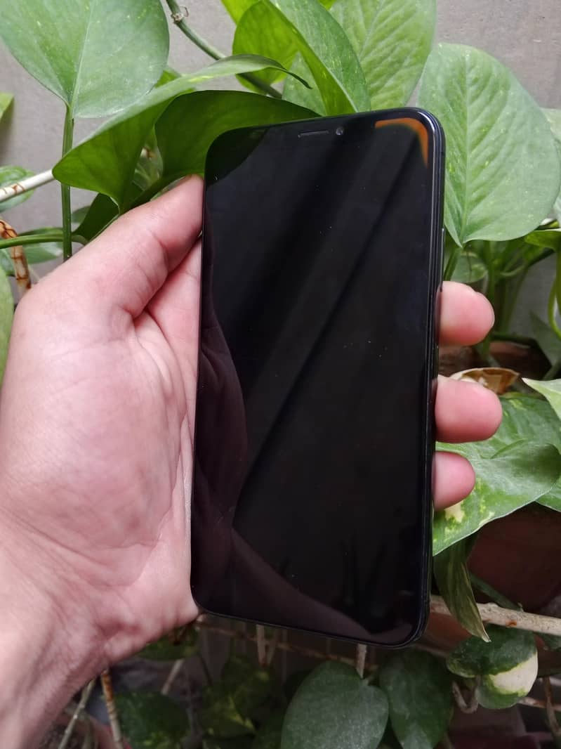 Apple iPhone X 2