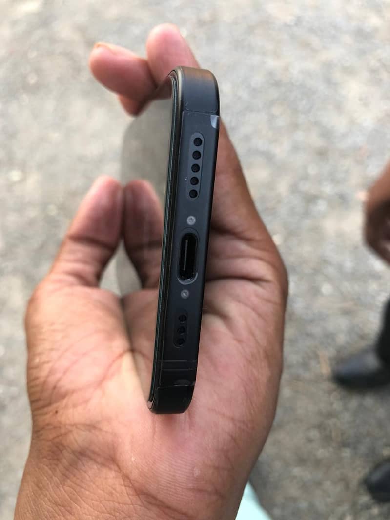 Iphone 15 6