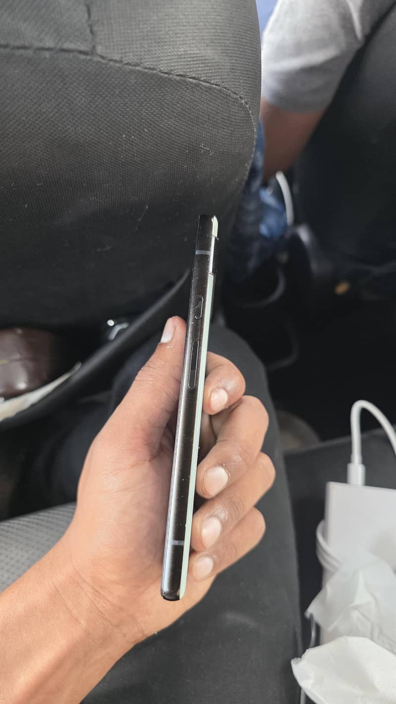 Google Pixel 6a 5