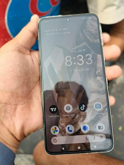 Google Pixel 8 Pro