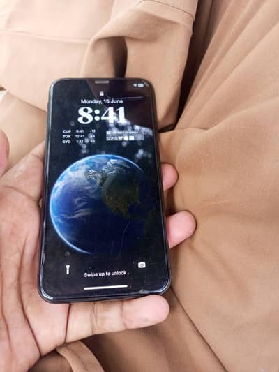 64GB good Condition  .  03_55_32_52_649