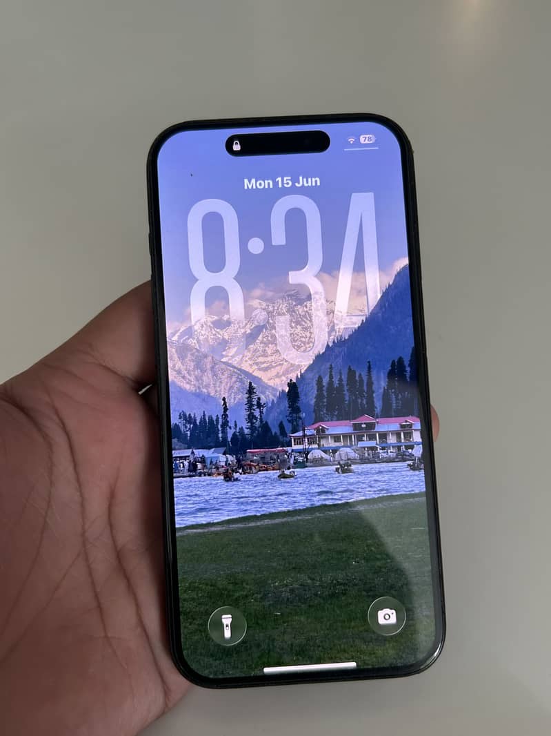 Apple iPhone 15 Pro 2