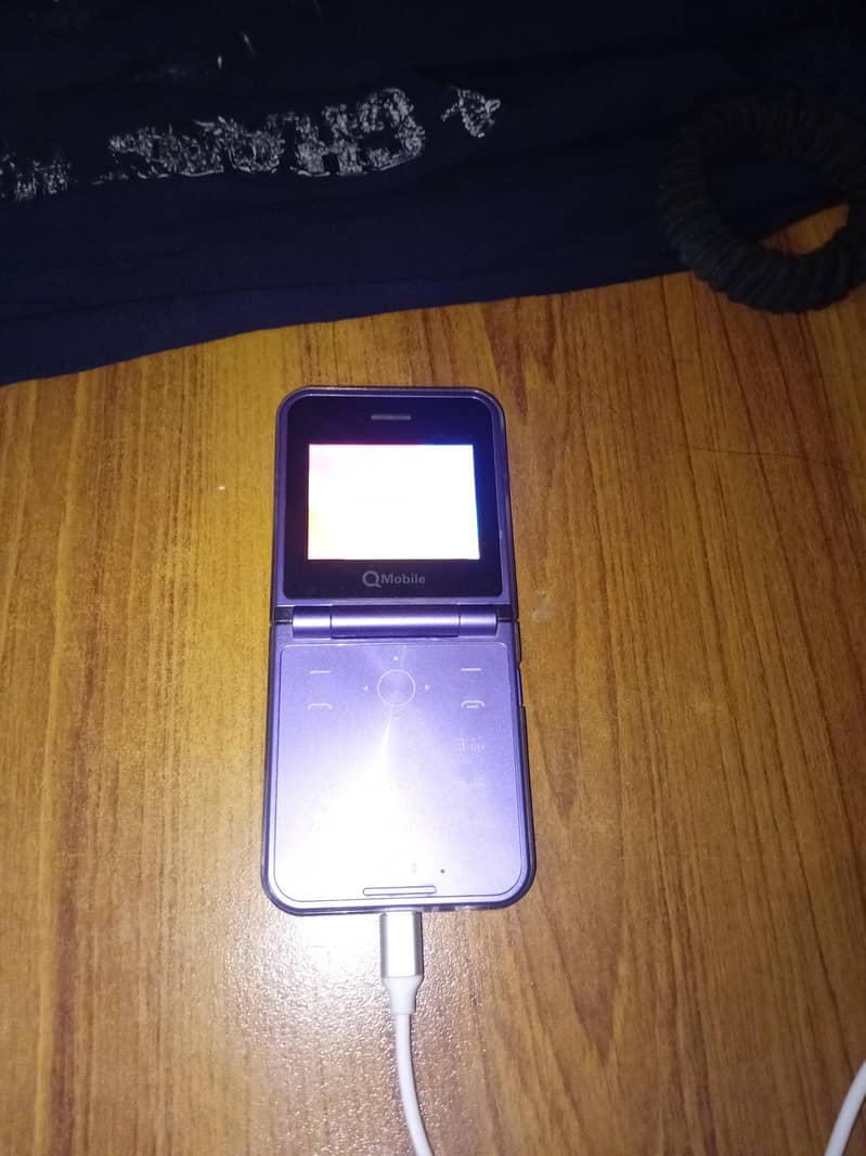 QMobile Phantom 1