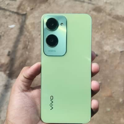 Vivo Y18
