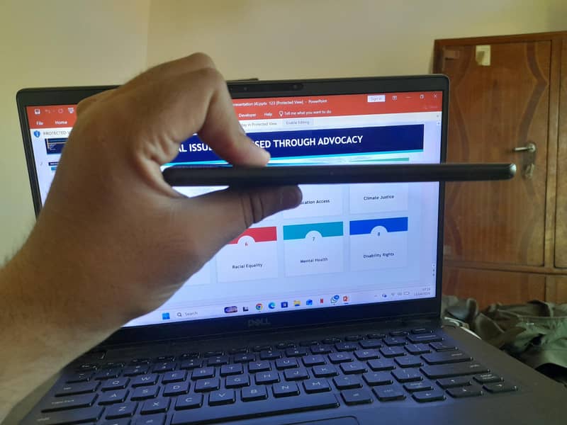 One Plus 10 Pro 4