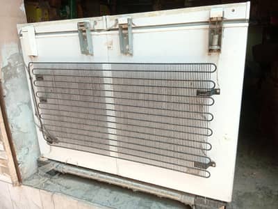 Dawlance deep freezer
