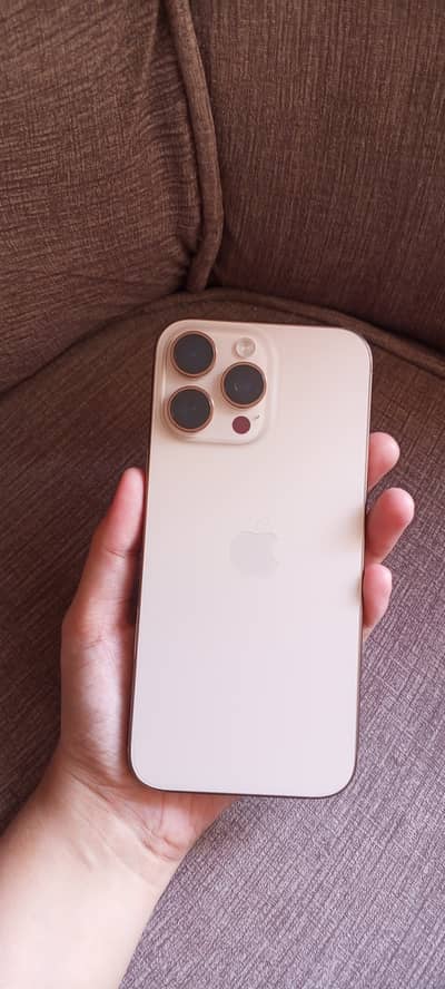Apple iPhone 16 Pro Max