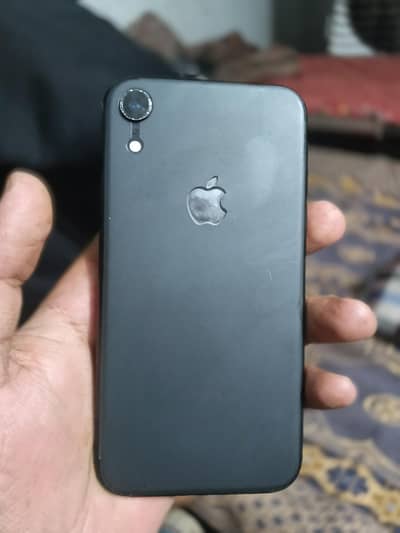 Apple iPhone XR