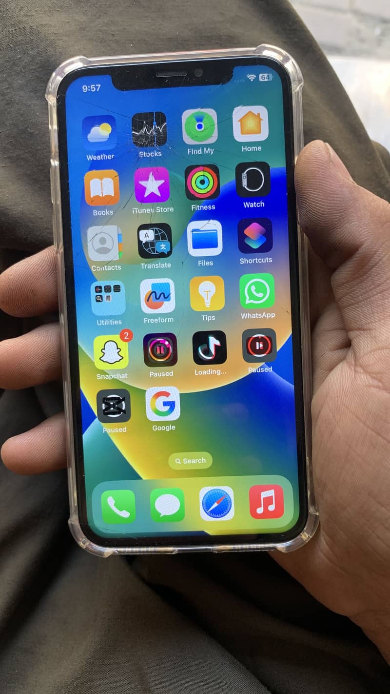 Apple iPhone X 4