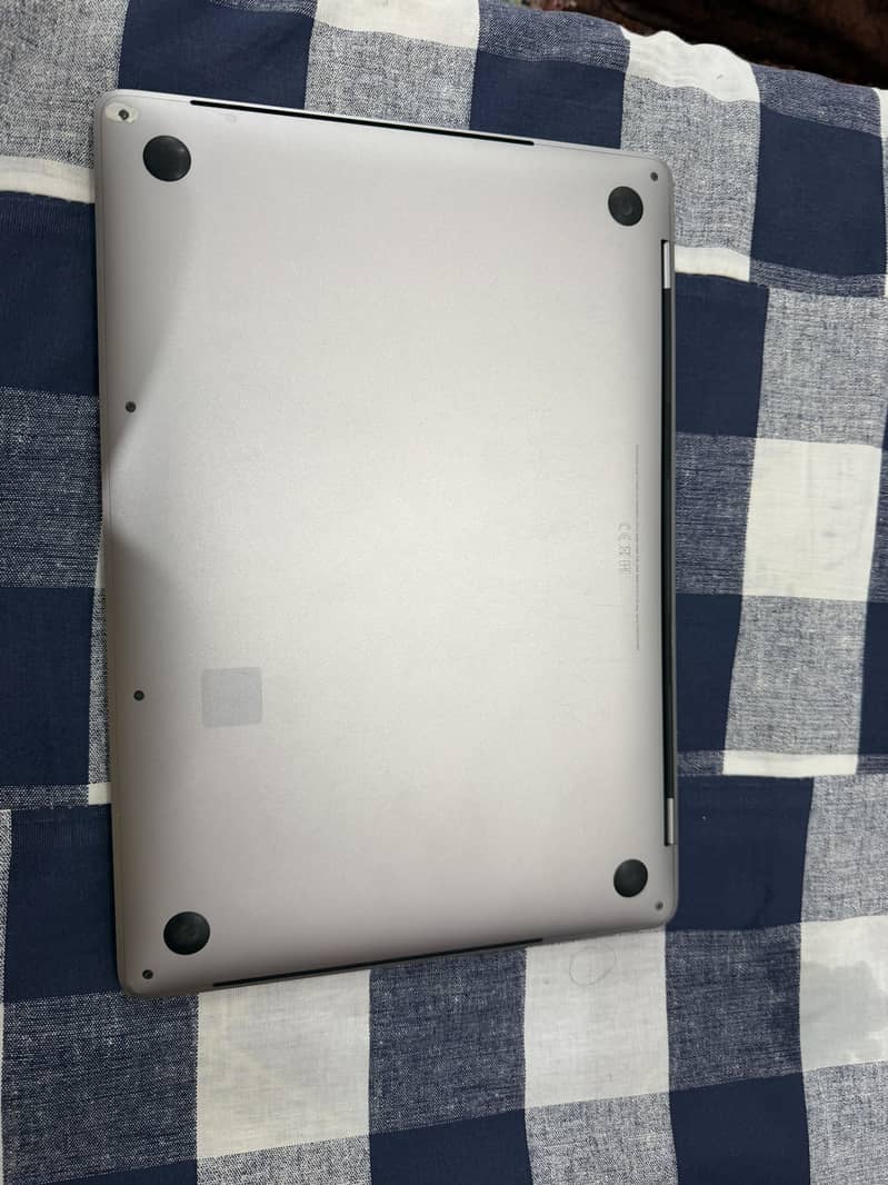 MacBook Pro 2019 1