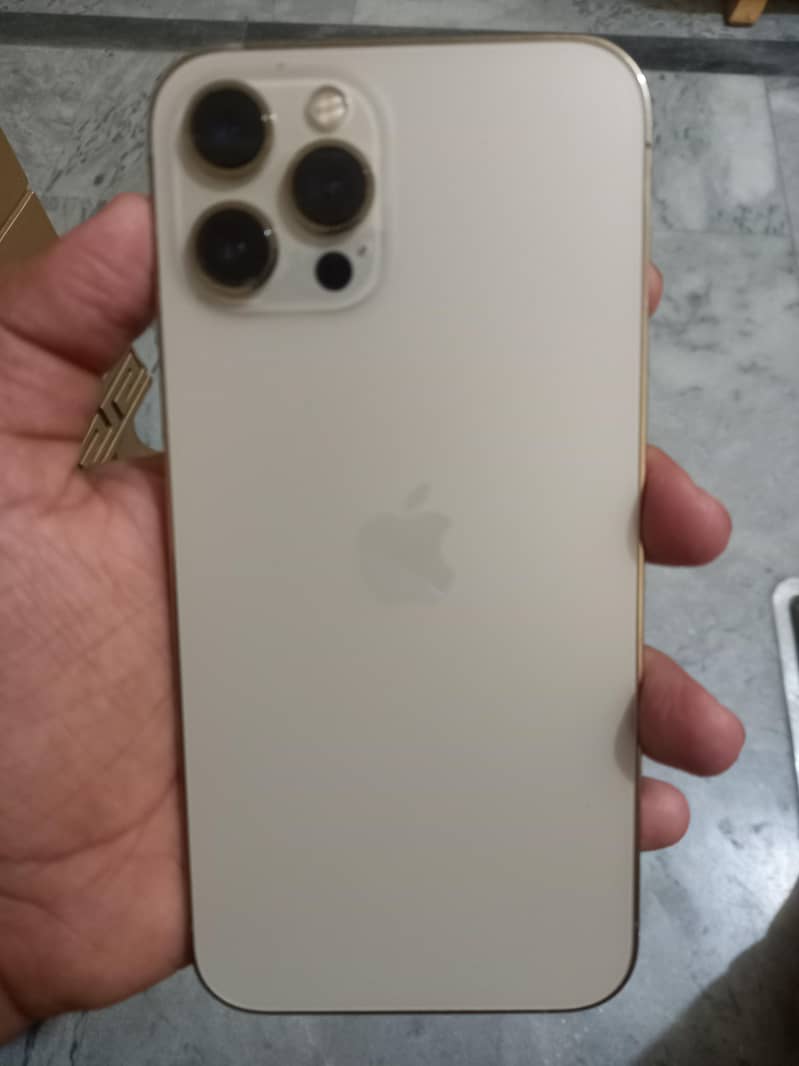 Apple iPhone 12 Pro Max 7