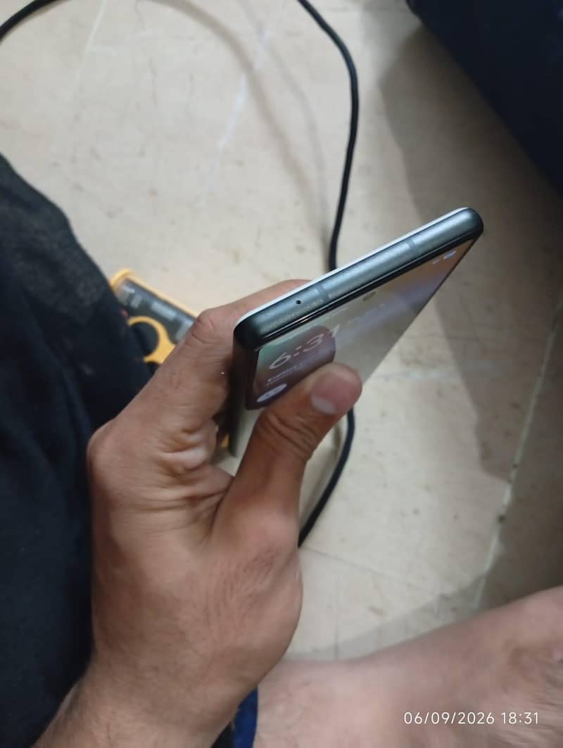 Google Pixel 6a 3