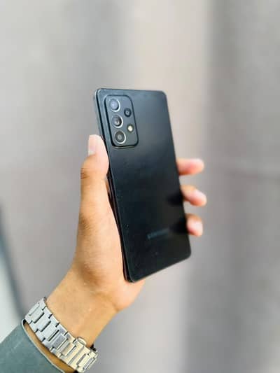 Samsung A52 8/128 with box charger