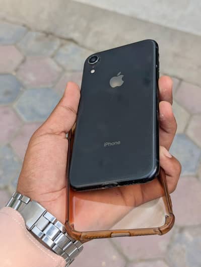 iphone XR 03214736407