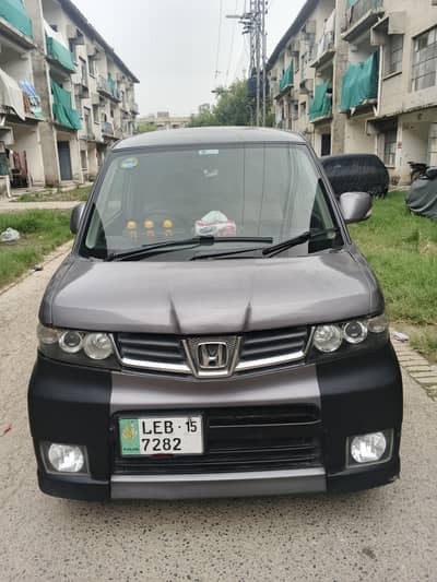 Honda Zest Spark 2015