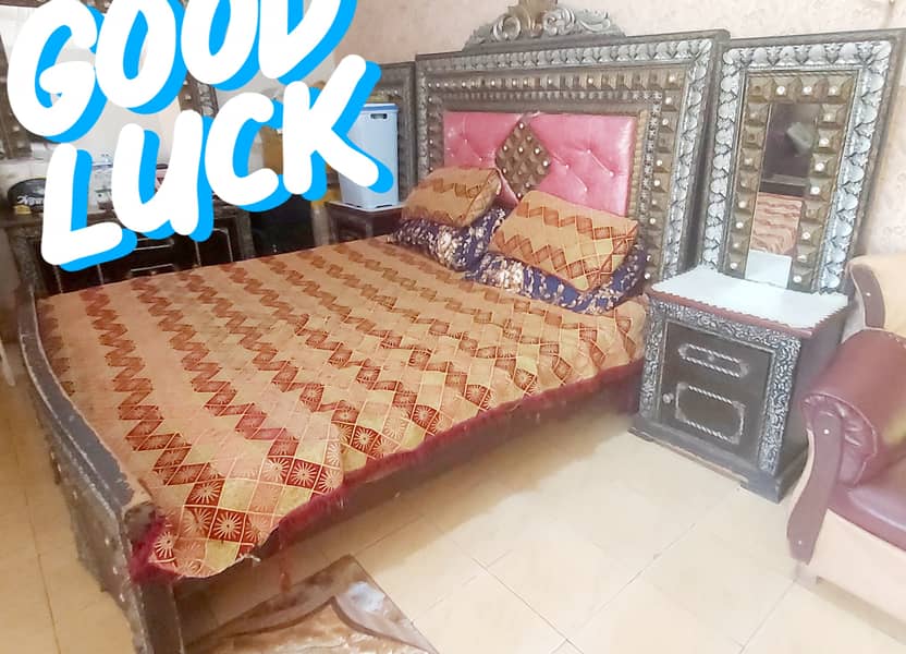 Double bed 0