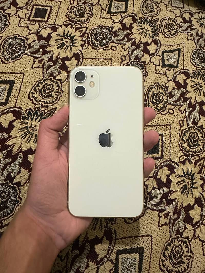 Apple iPhone 11 0