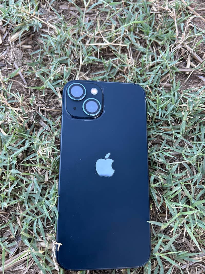 Apple iPhone 13 1