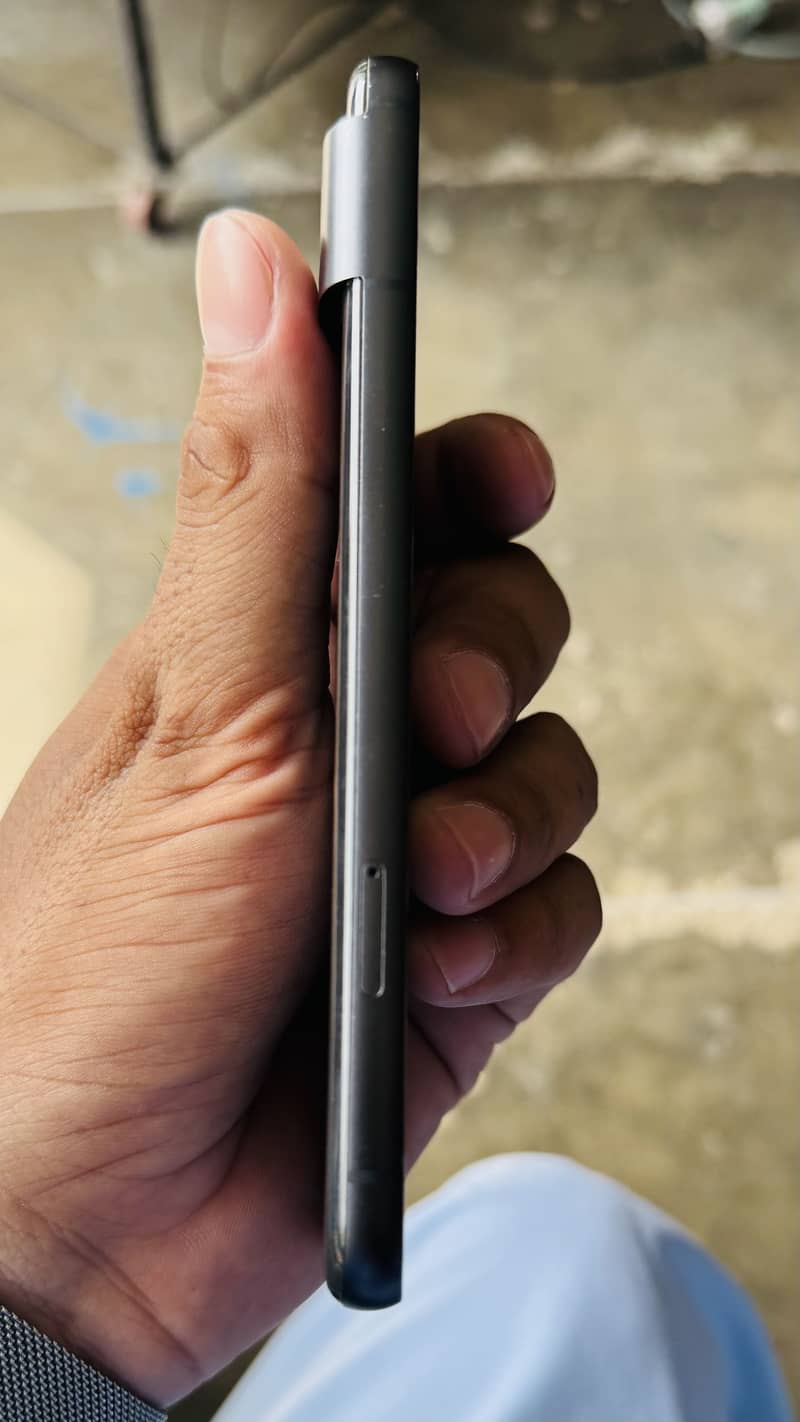 Google Pixel 8 2