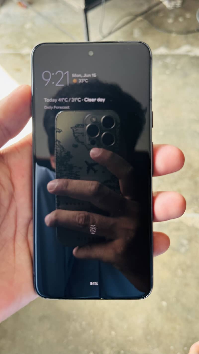 Google Pixel 8 3