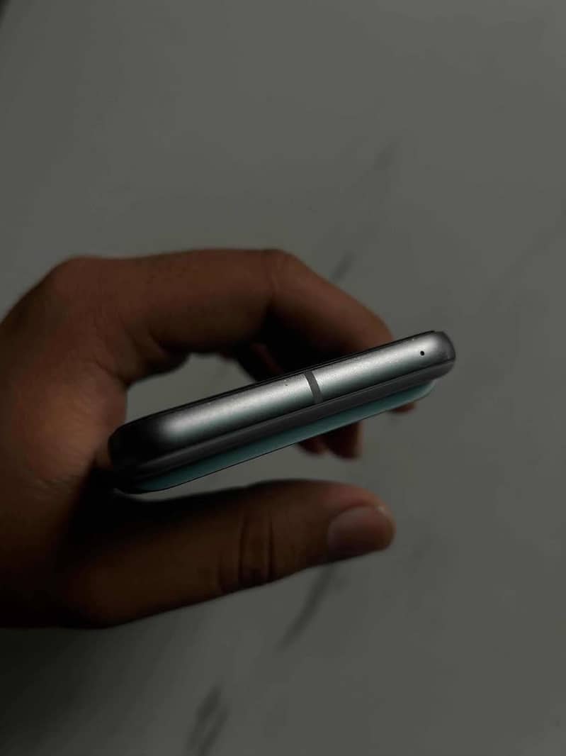 Google Pixel 8 1