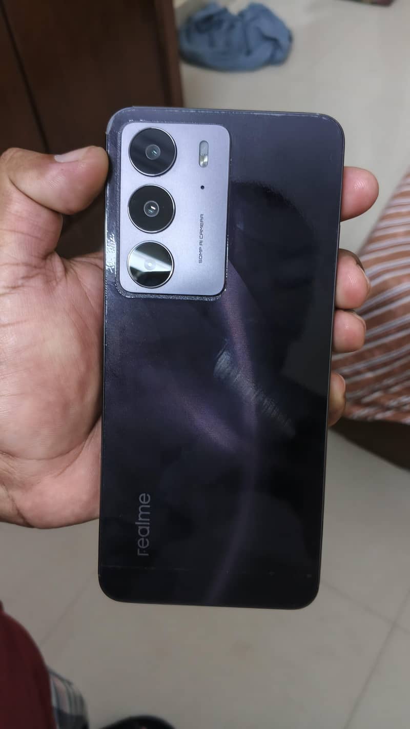 Realme C75 0