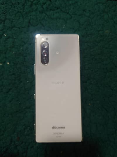 Sony Xperia 5
