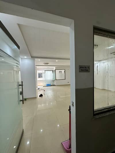 822 Sq Ft Prime Commercial Space Available for Rent in G-8 Markaz