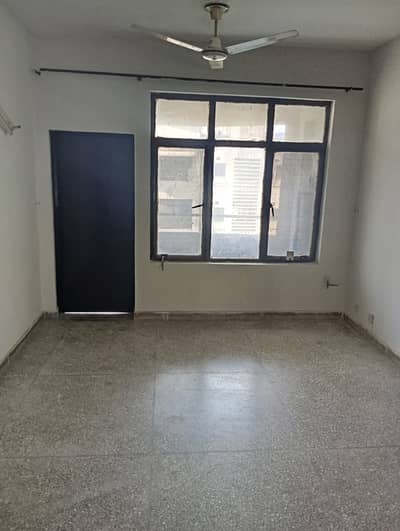 I-8 Near Kachnar Park 2 Bedroom Flat For Bachelor'S.