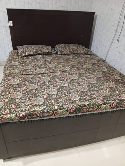 duble bed with matress sale in bahria town phase 7 rawalpindi