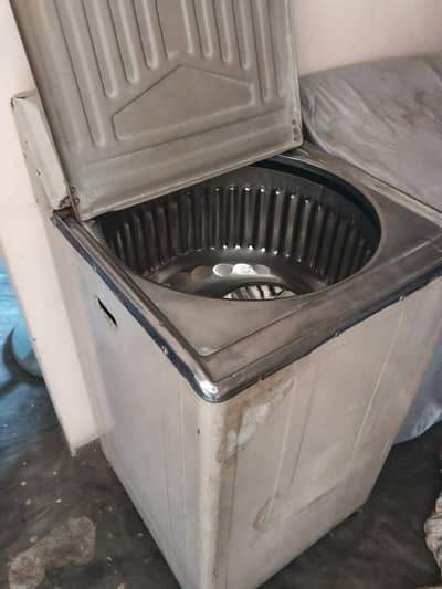 Manual  Washing Machine 100/90  on sale