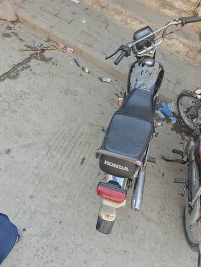 Islamabad number 2013 model