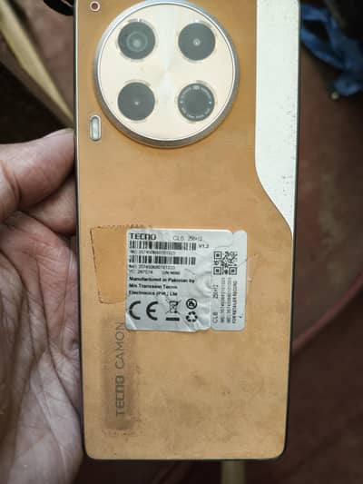 Tecno CAMON 30